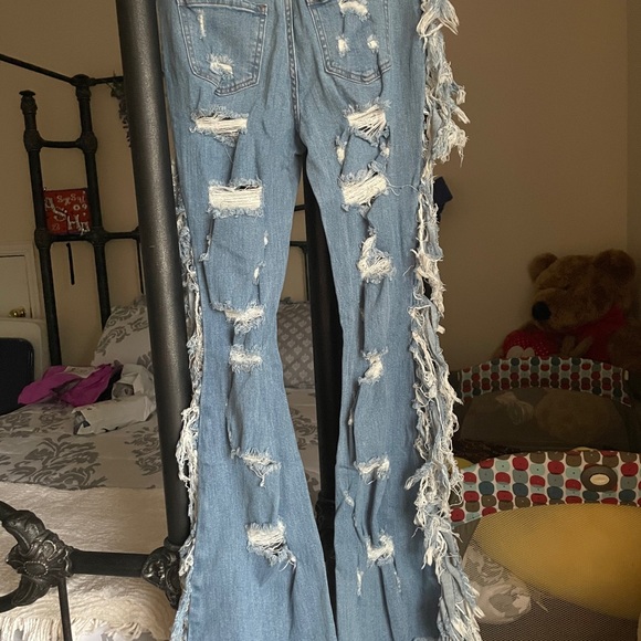 Flare distressed jeans - Picture 4 of 4